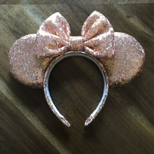 Rose Gold Minnie Ears